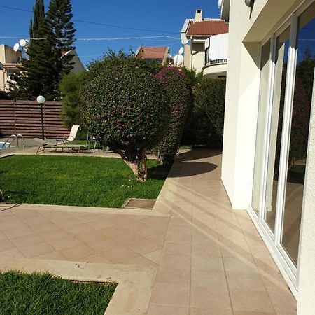 VillaViktoria Limassol Exteriör bild