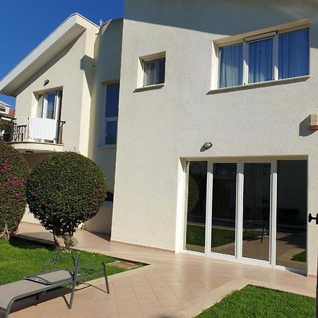VillaViktoria Limassol Exteriör bild